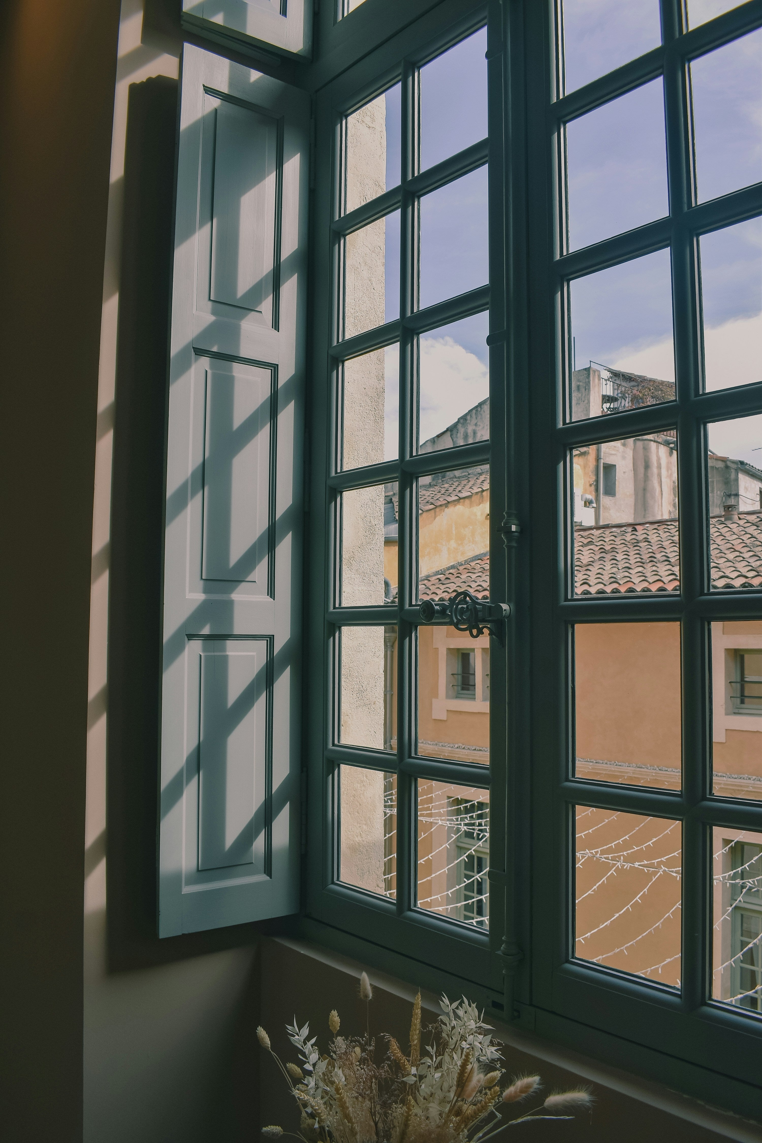 Fensterfolien und LED: Wie Sie mit Licht Akzente setzen