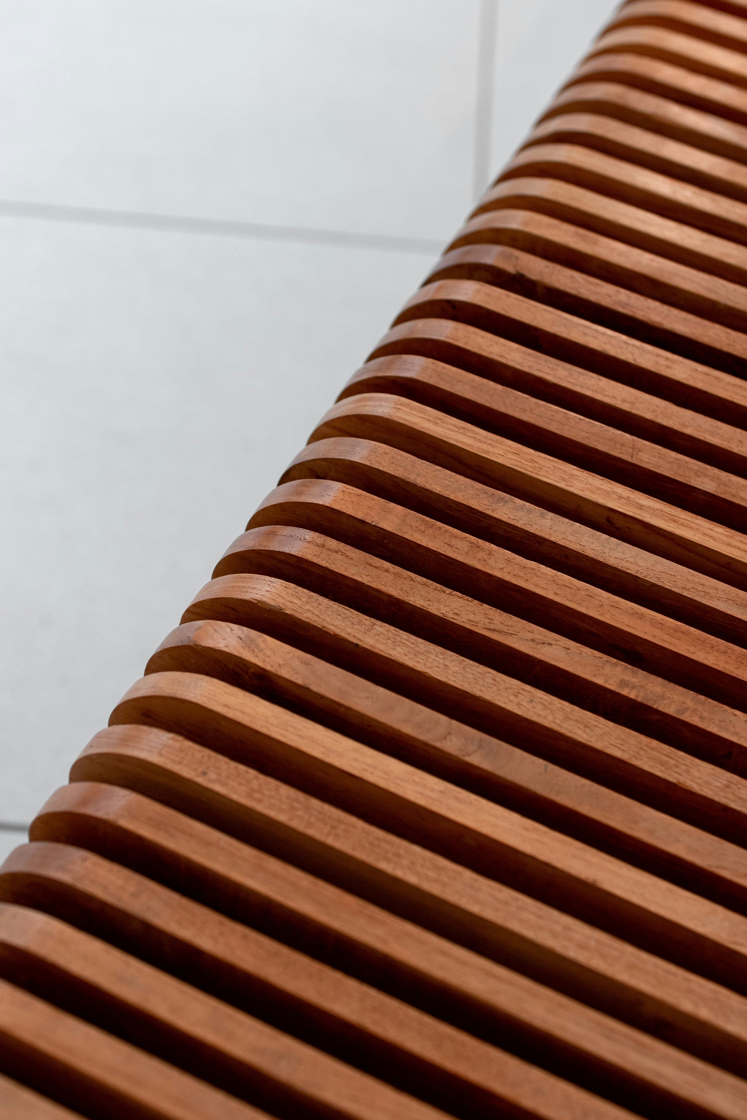 Möbelfolien: So verleihen Sie alten Möbeln neuen Glanz