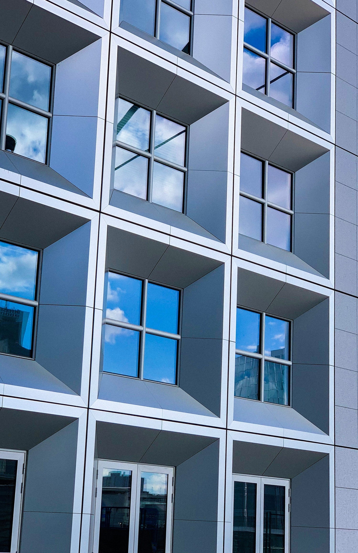 Fensterfolien im Bad: Funktion trifft kreative Ästhetik