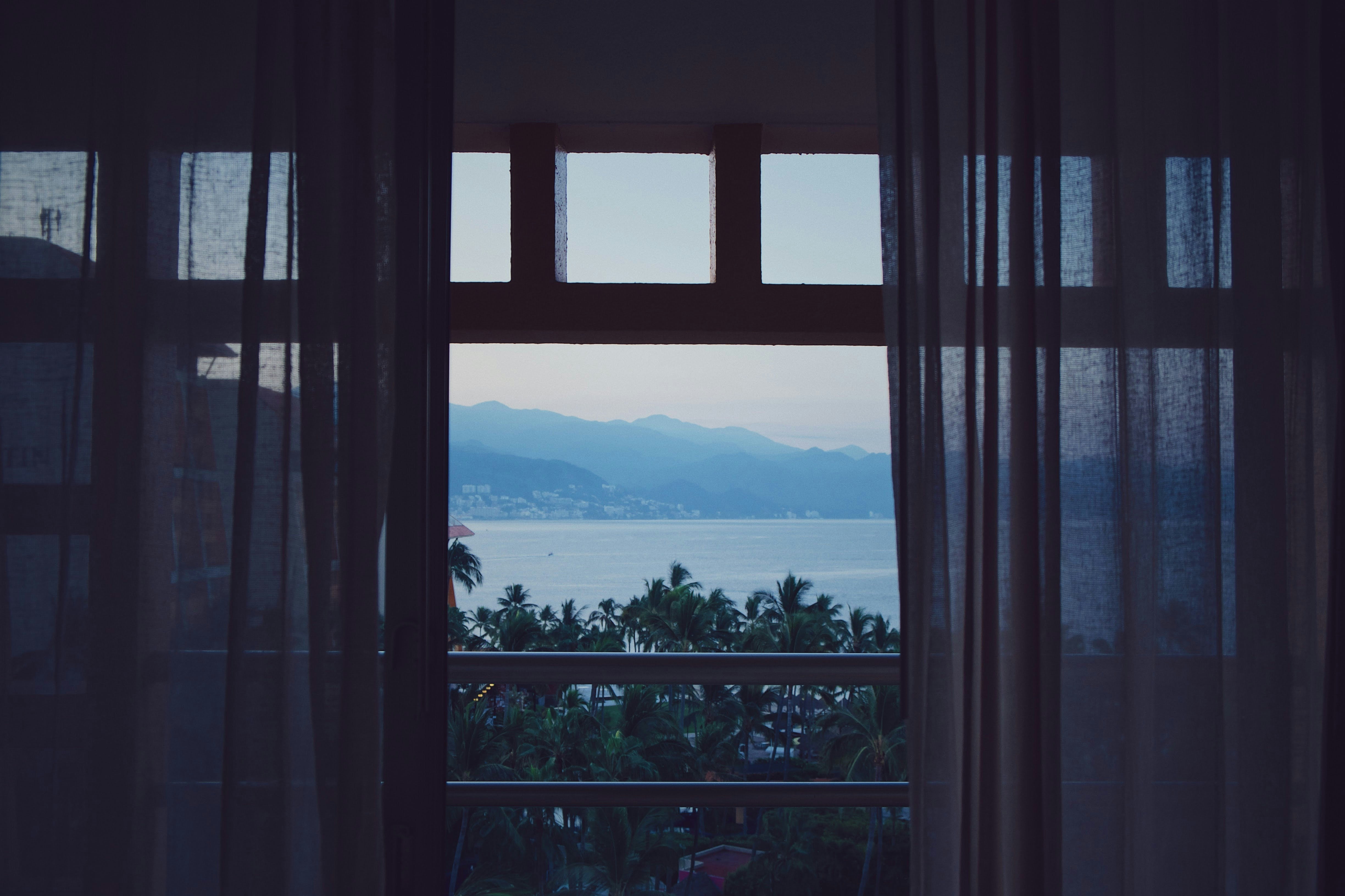 Design und Funktion: Warum Fensterfolien die ideale Wahl für moderne Räume sind