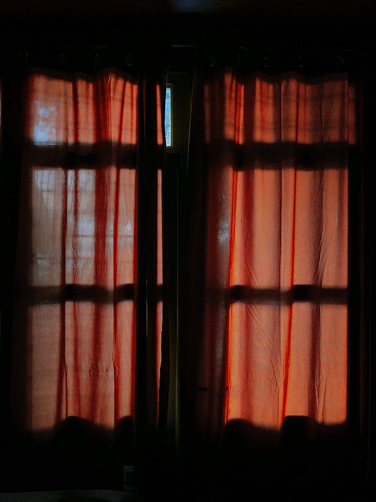 Gardinen neu denken: So verwandeln Sie alte Stoffe in frische Akzente