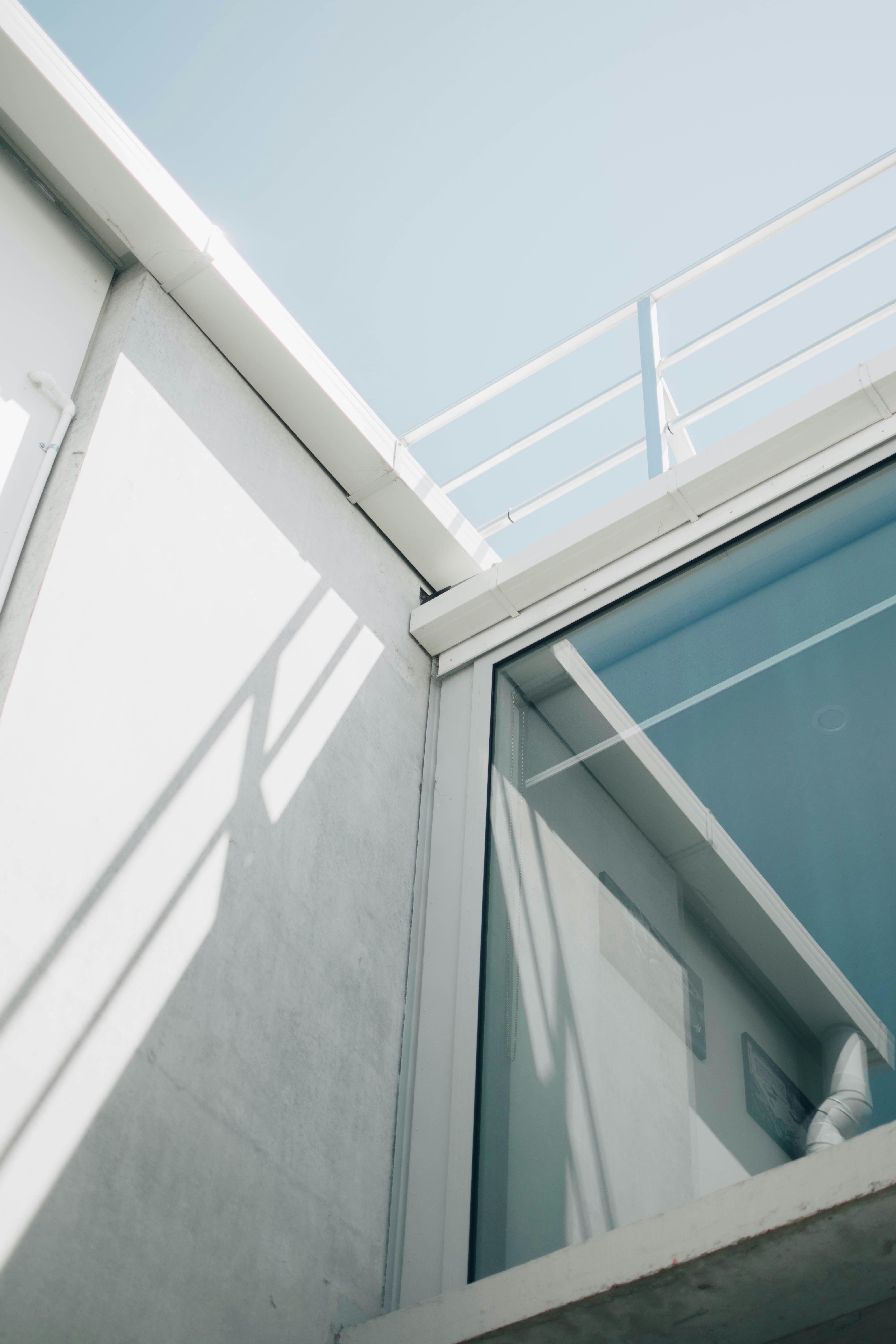 Wie Fensterfolien Ihr Zuhause ganzjährig vor Kälte und Hitze schützen können