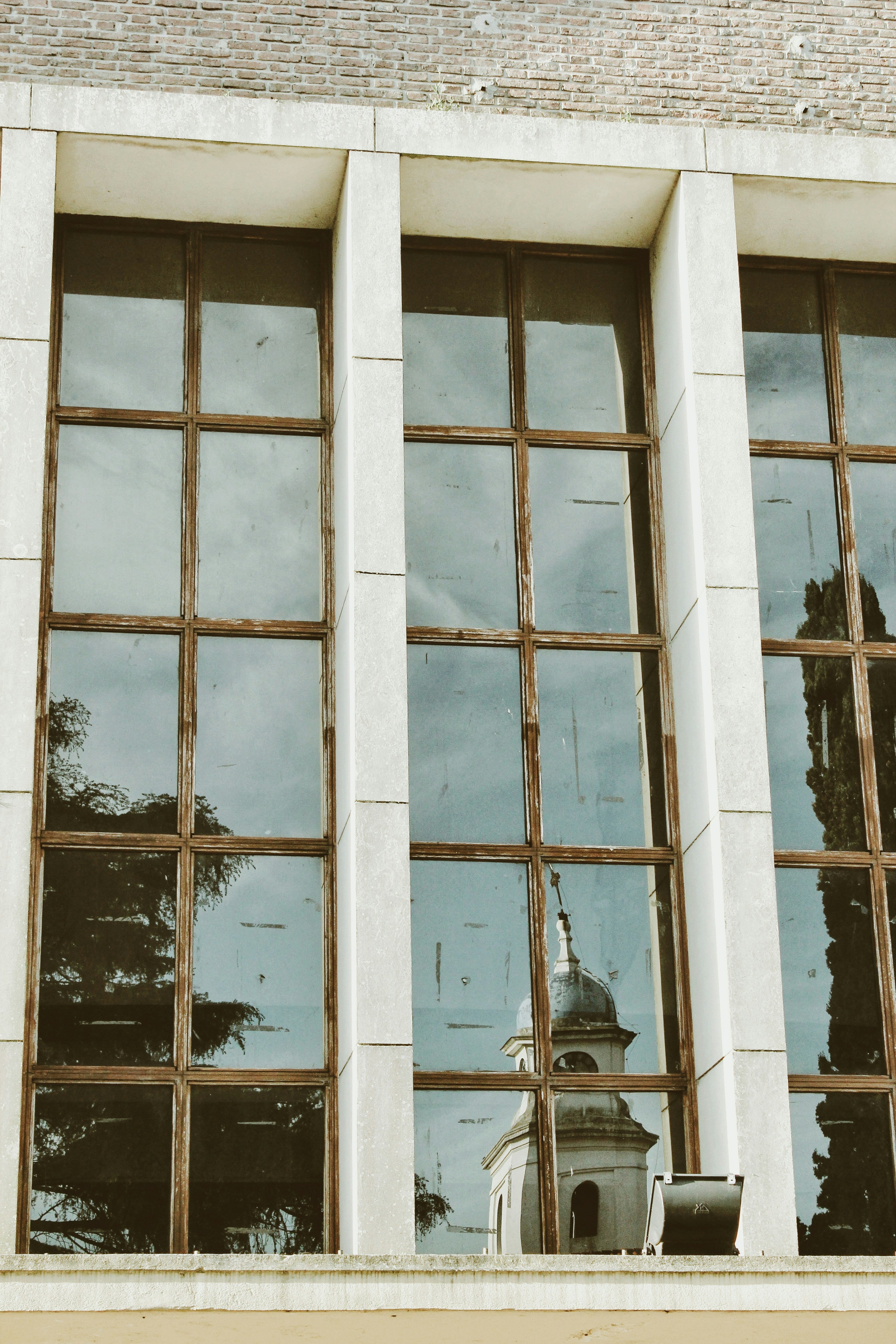 Fensterfolie mit Spiegeleffekt: Wie vergrößern Sie stilvoll Ihren Raum?