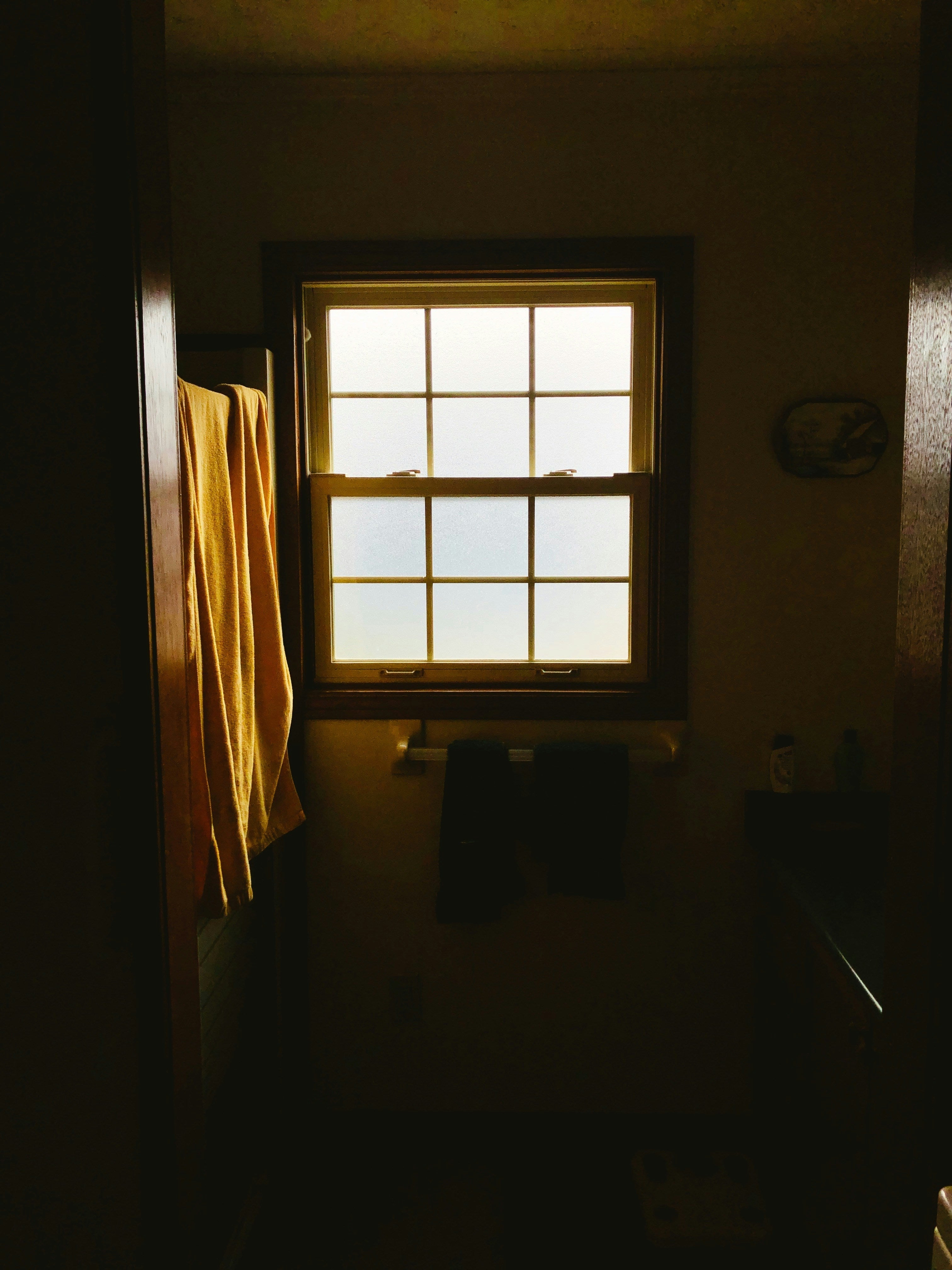 Fragen Sie sich nach mehr Privatsphäre? Fensterfolien machen den Unterschied