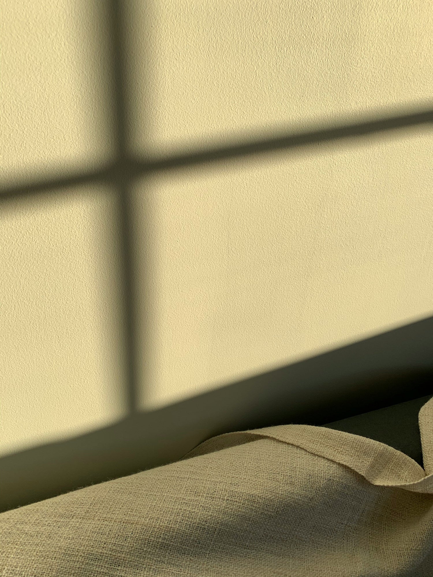 Kühl im Sommer, warm im Winter: Die Vorteile von Fensterfolien für Ihr Zuhause