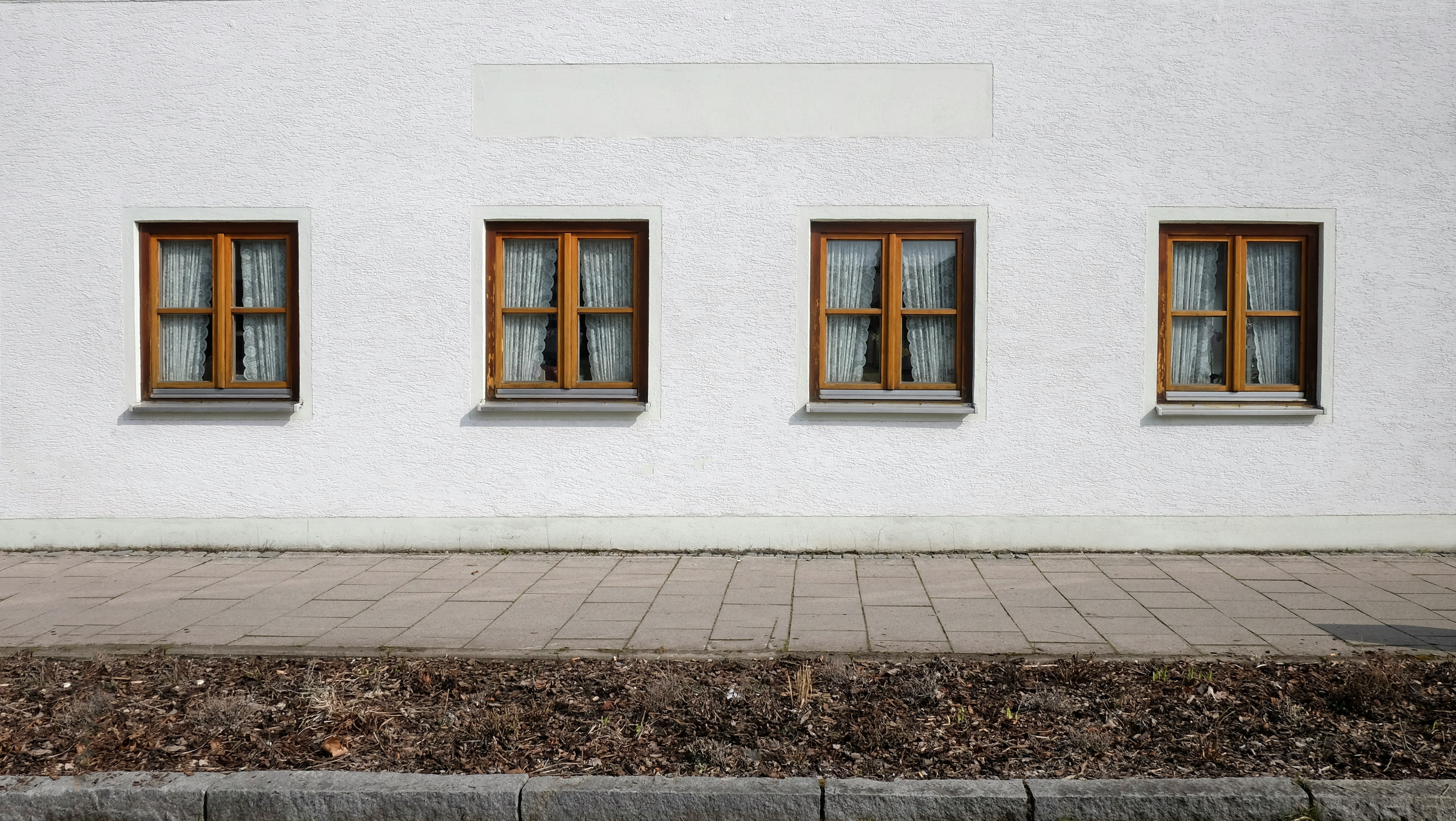 Entdecken Sie die Vielfalt: Fensterfolien für kleine 30 x 50 cm Fenster