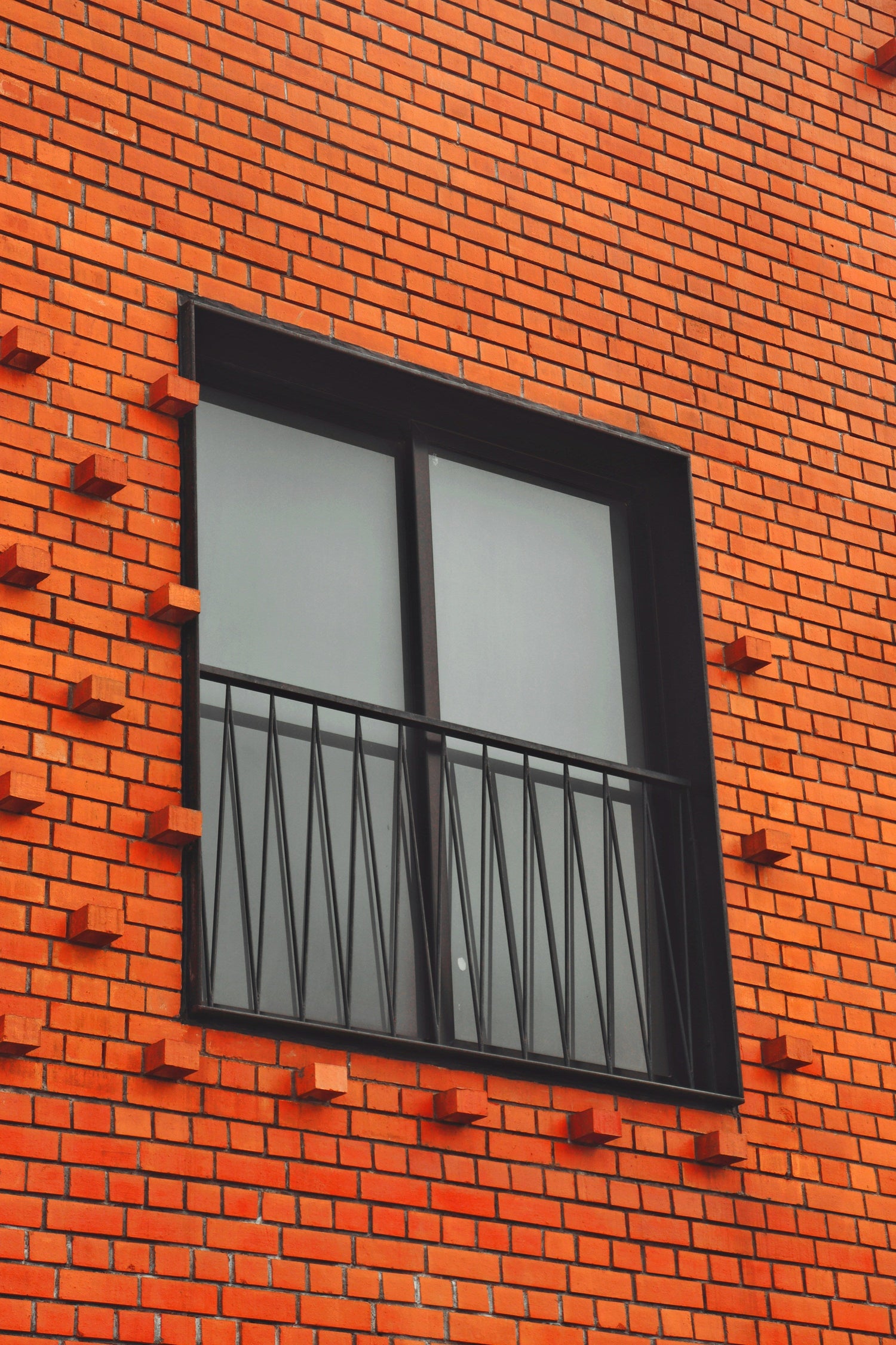 Fragen Sie sich nach der besten Arbeitsumgebung? Entdecken Sie die Wirkung von Fensterfolien