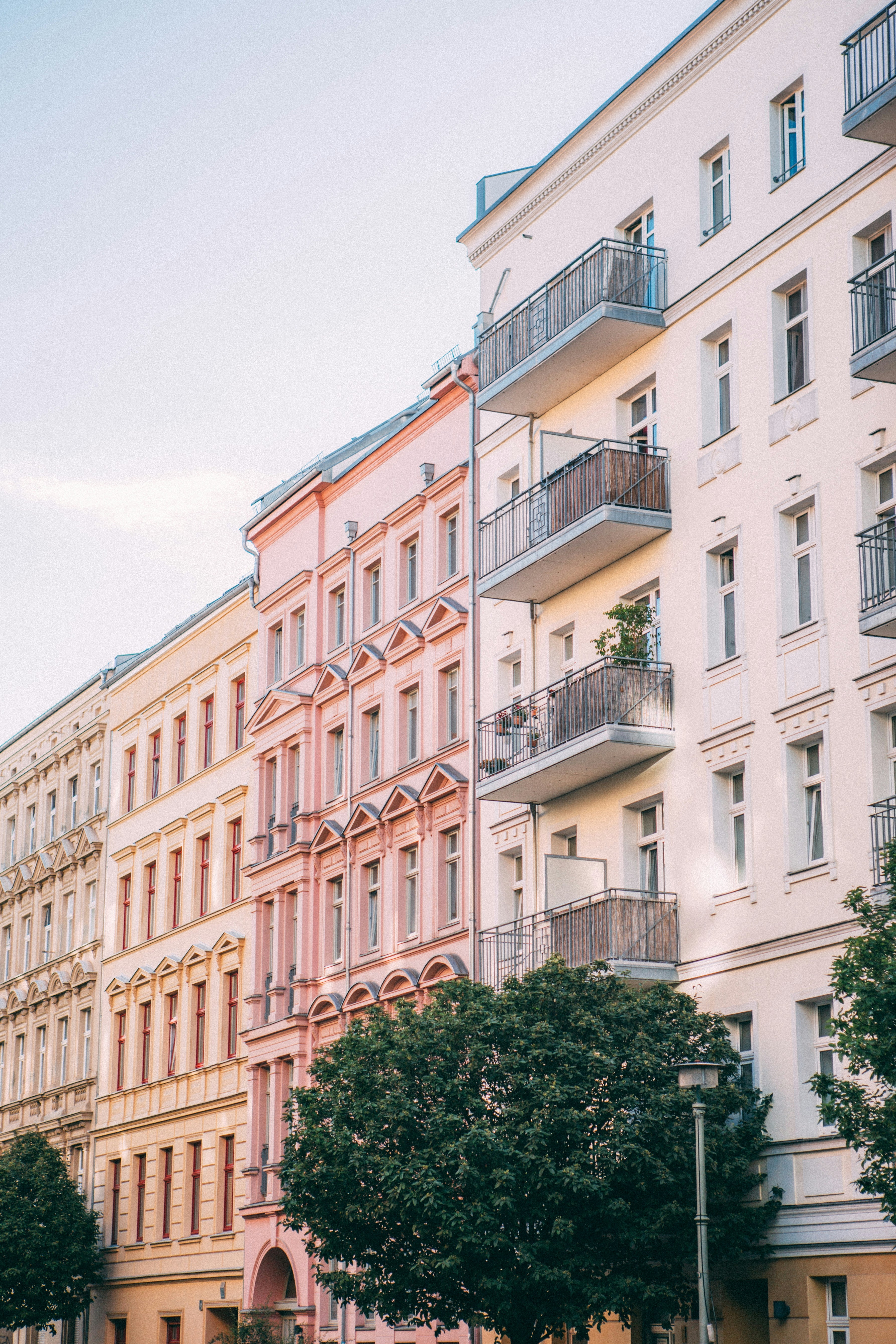 Effektiver Schutz und leichte Abnahme: Fensterfolien für Mietwohnungen im Fokus