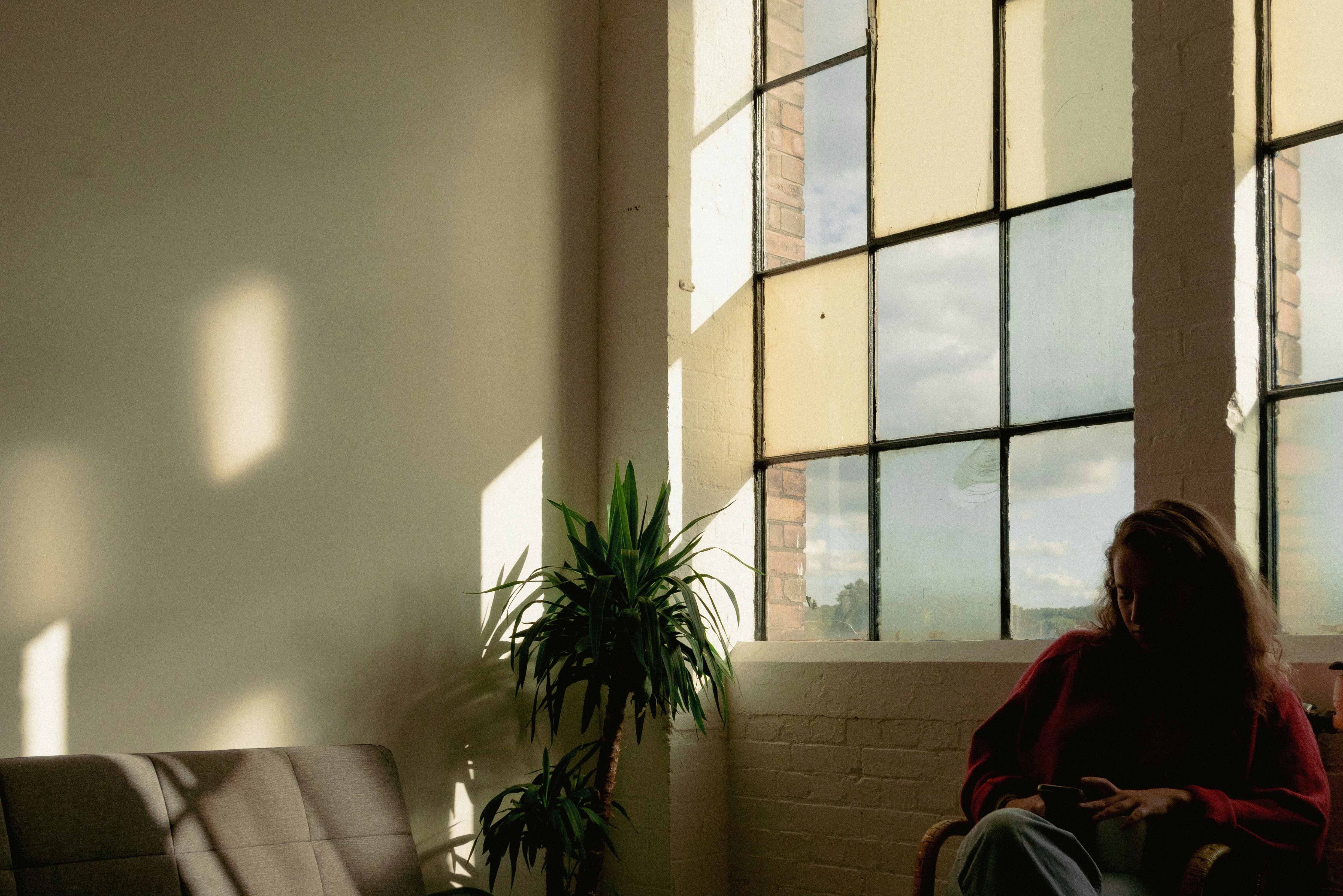 Fensterfolien: Kreatives Spiel mit Licht und Schatten